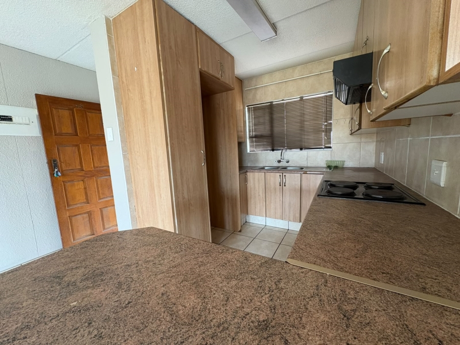 2 Bedroom Property for Sale in Vaalpark Free State
